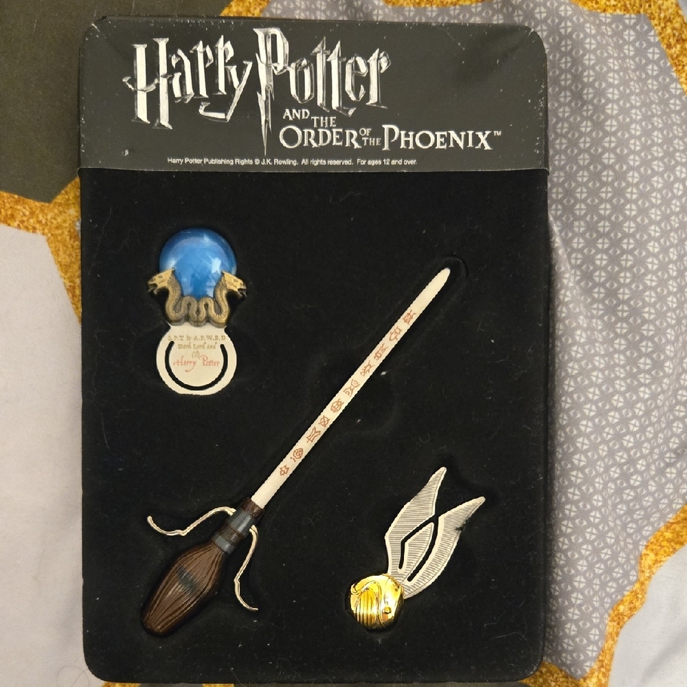 Harry Potter Order Of The Phoenix Bookmark Set with Broomstick and Golden Snitch
